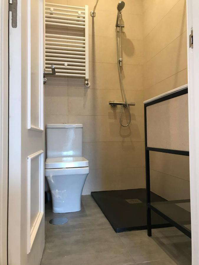 Puerta Del Angel Apartment Madrid Bagian luar foto